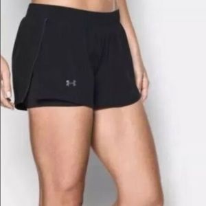 Under Armour Womens Running Accelerate shorts